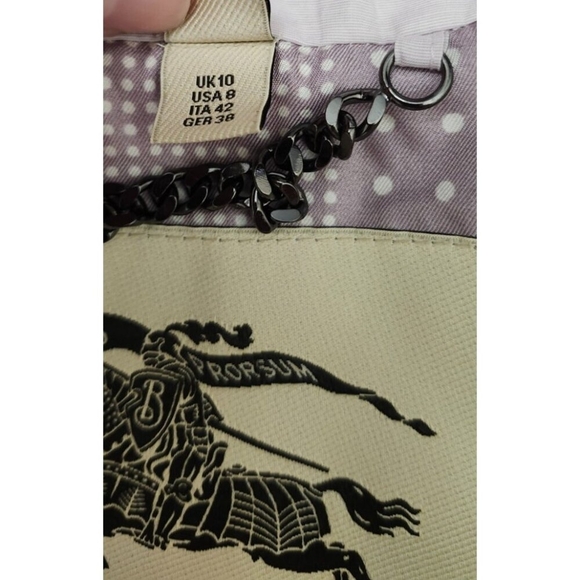 Burberry Coat - Sandringham Short Trench color light lavender Size 8 - Picture 12 of 16